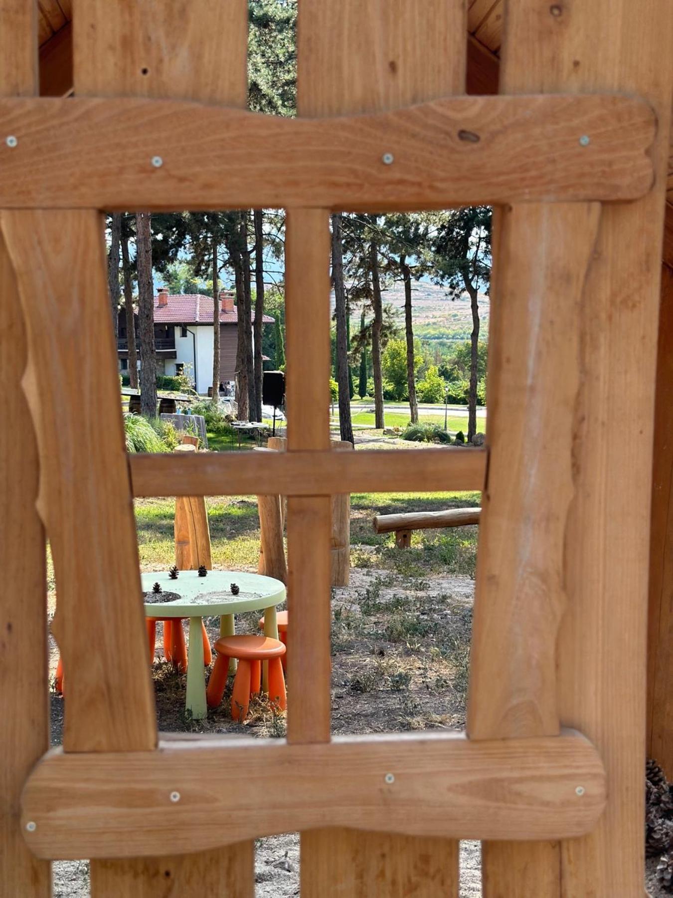 Esterra Vini Guest House Perushtitsa エクステリア 写真